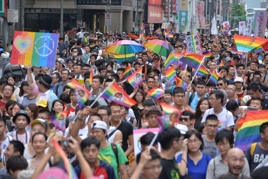 圖說：為婚姻平權而走遊行 現場超過三千民眾支持